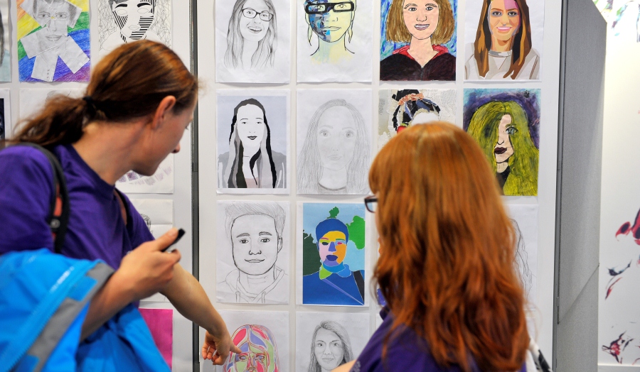 National Art & Design Saturday Club students' self-portraits (Photo credits: Magnus Andersson / Sorrell Foundation).
WP use only